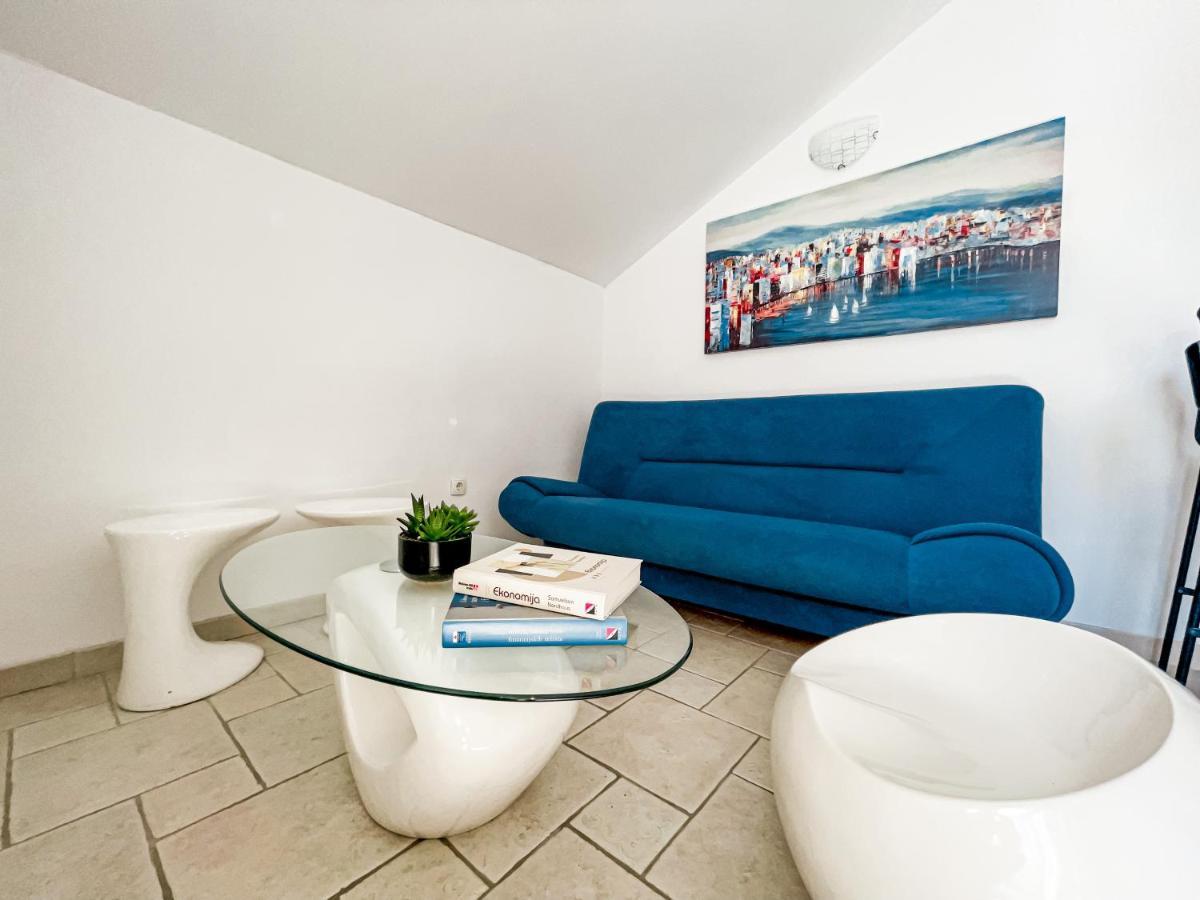 Perla Apartments Bol Exterior photo